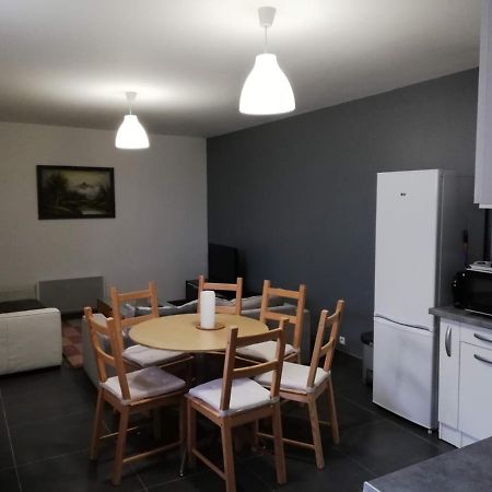 Maison Duplex & Appartement Sur Cour La Ferte-Gaucher Luaran gambar