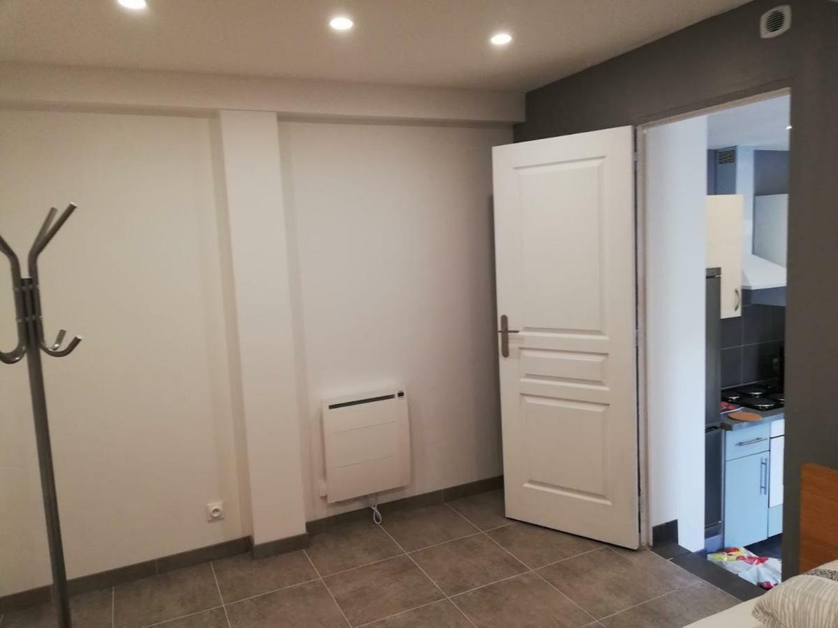 Maison Duplex & Appartement Sur Cour La Ferte-Gaucher Luaran gambar