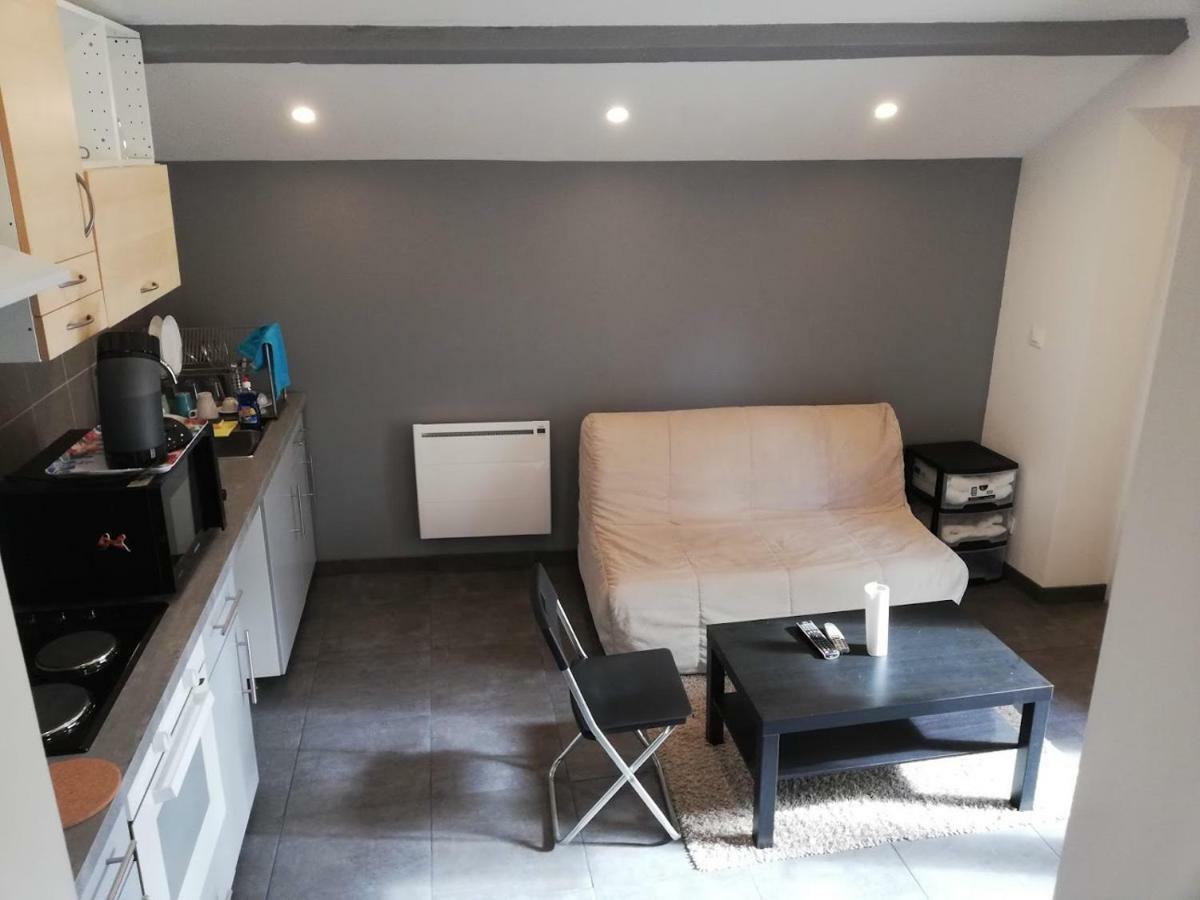 Maison Duplex & Appartement Sur Cour La Ferte-Gaucher Luaran gambar