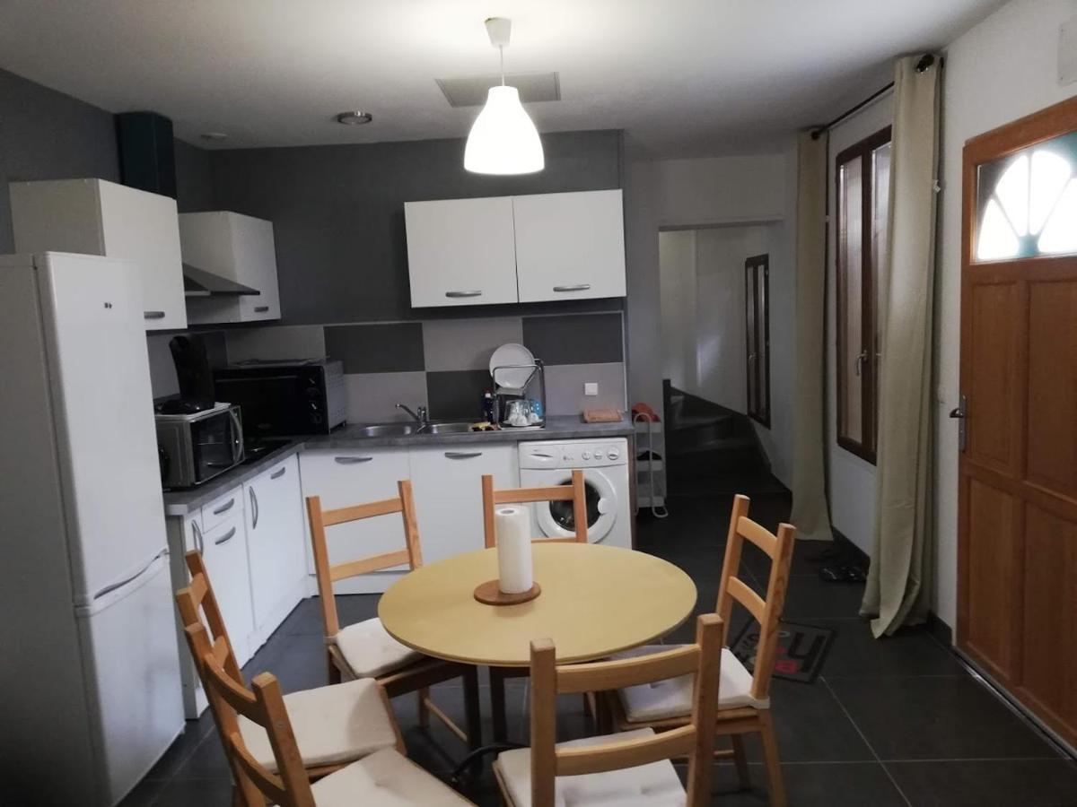 Maison Duplex & Appartement Sur Cour La Ferte-Gaucher Luaran gambar