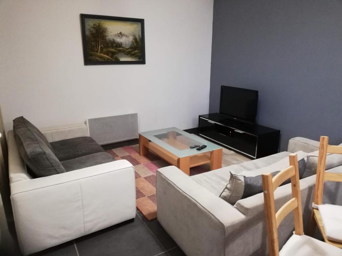 Maison Duplex & Appartement Sur Cour La Ferte-Gaucher Luaran gambar